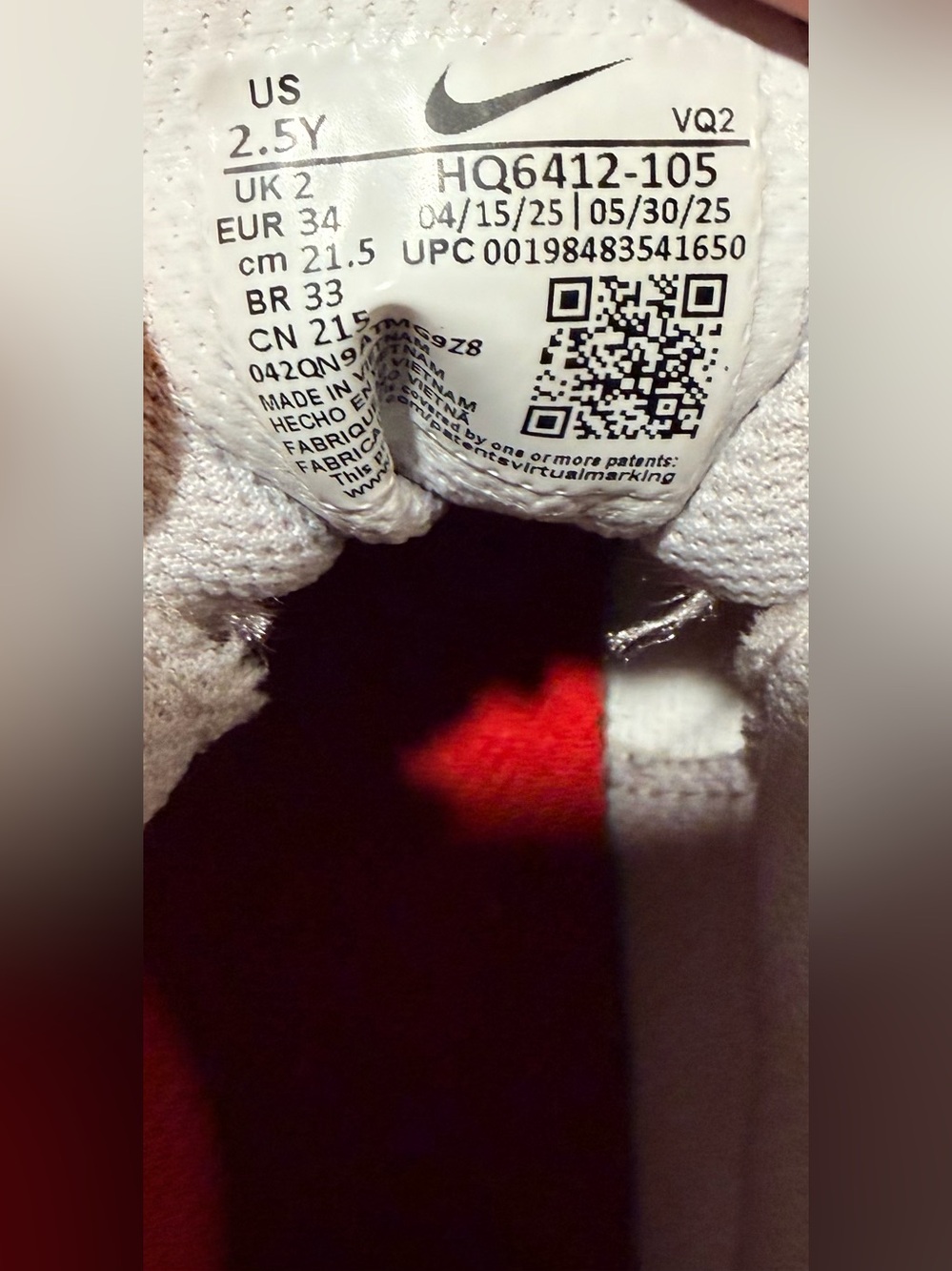 Nike V5 RNR White Gym Red Vast Gray Size 2.5Y - Picture 7 of 8